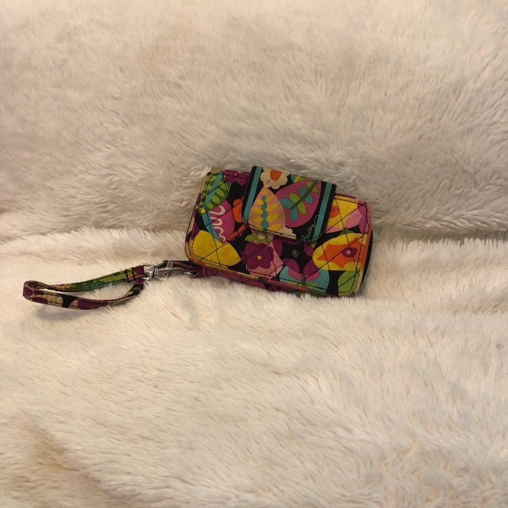 VERA BRADLEY WALLET!